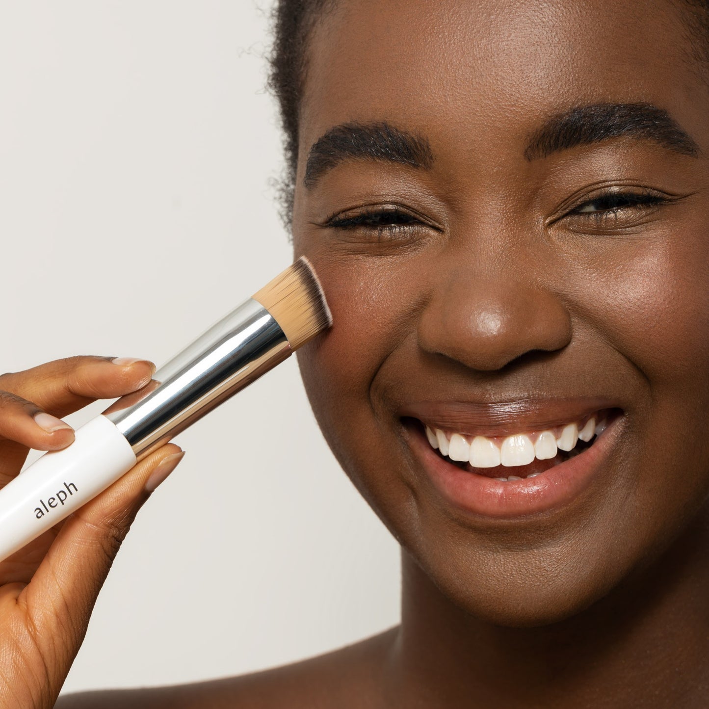 ALEPH Diffuser Brush