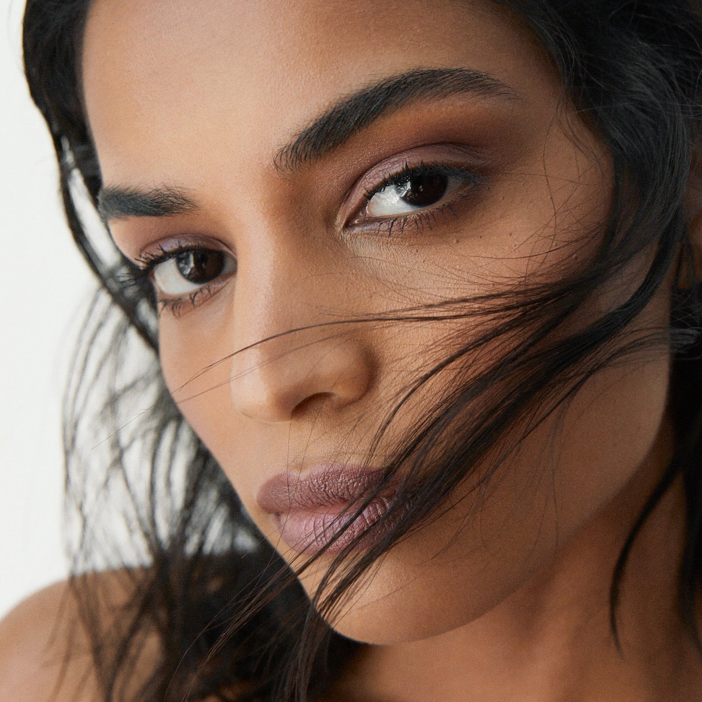 manasi 7 All Over Colour sisserou