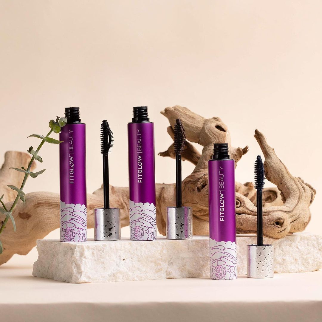 Positive Maskara Vegan Good Lash+ Mascara is available in two new shades!