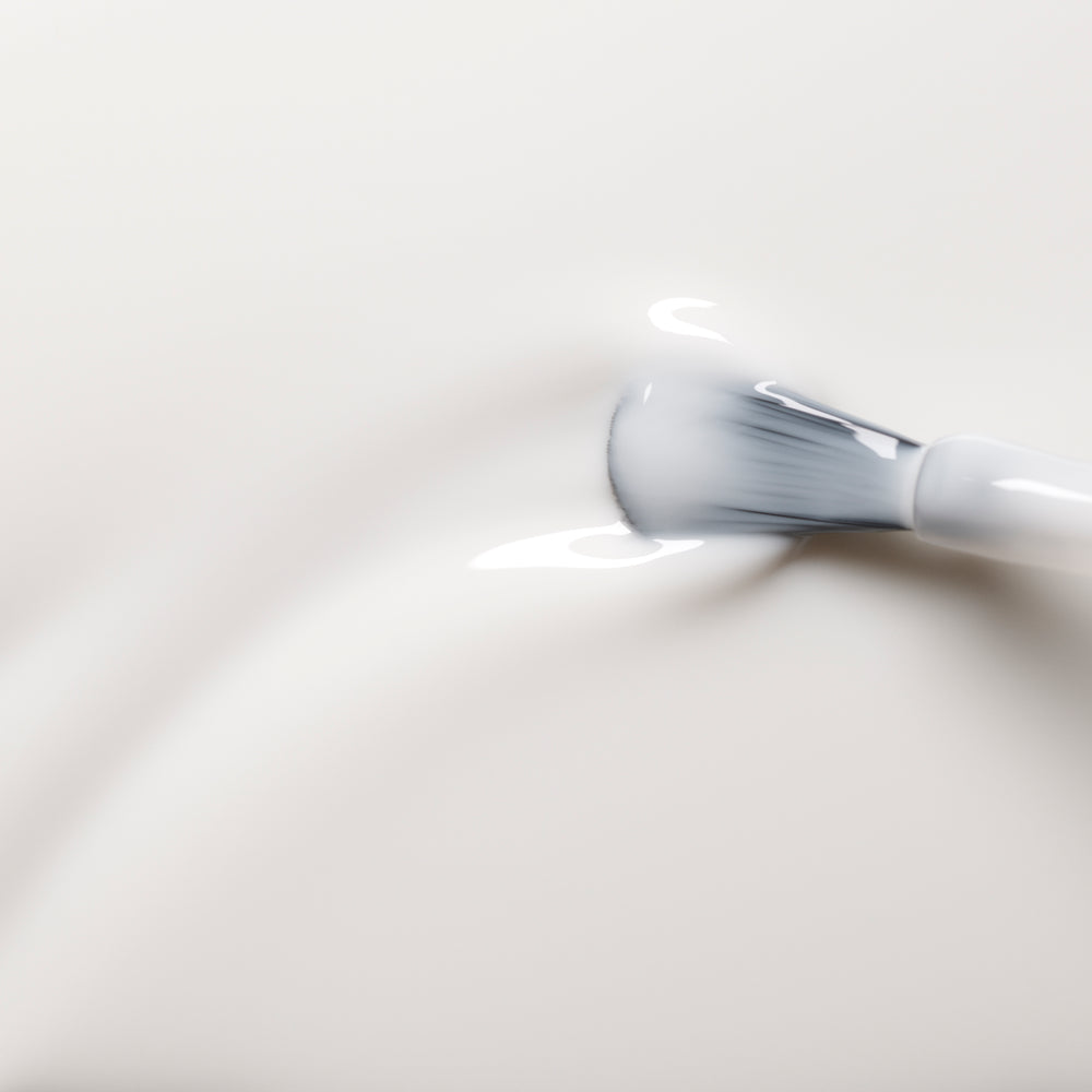 MANUCURIST Green Nail Polish Milky White