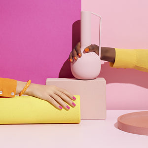 MANUCURIST Green Nail Polish Sunset