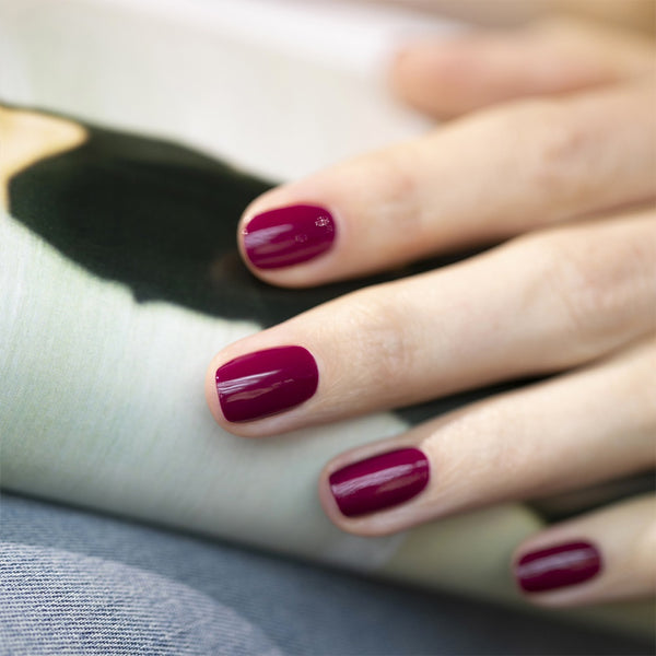 MANUCURIST Green Flash LED Nail Polish Violeta