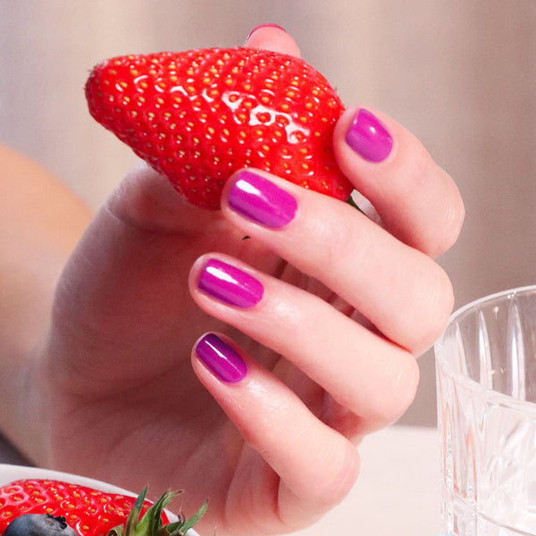 MANUCURIST Green Flash LED Nail Polish Armeria