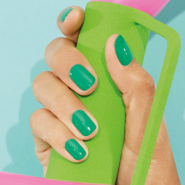 MANUCURIST Green Flash LED Nail Polish Brazil