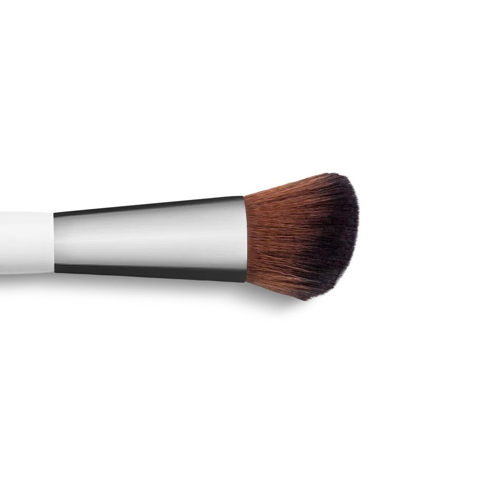 ALEPH Powder Brush with angled vegan bristles for precise powder application.