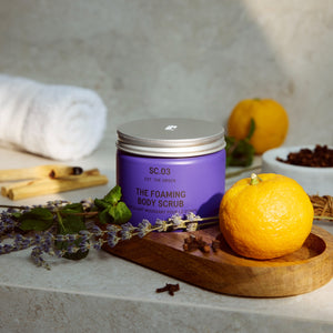 AKT LONDON The Foaming Body Scrub Sc.03 The Onsen