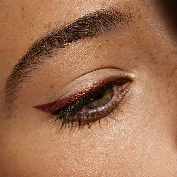 ALEPH Hybrid Eye Pigment flicker