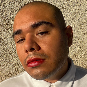 AXIOLOGY-Multi-Stick-Color-Cream-Clarity