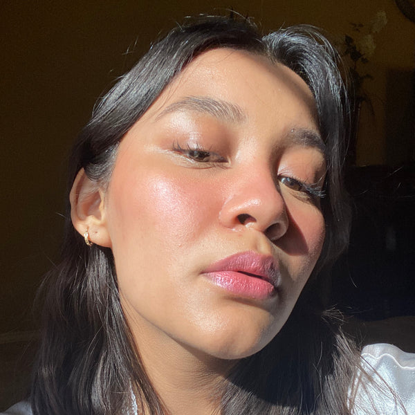 AXIOLOGY-Multi-Stick-Color-Cream-Loyalty