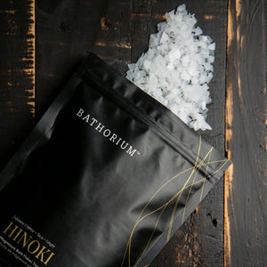 BATHORIUM Hinoki Magnesium Bath Flakes