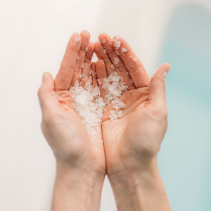 BATHORIUM Hinoki Magnesium Bath Flakes