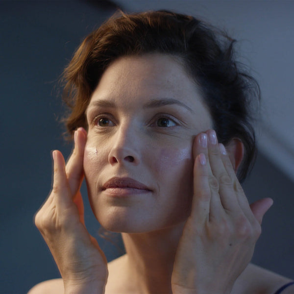 BLOOMEFFECTS Black Tulip Facial Moisturizer / Mask