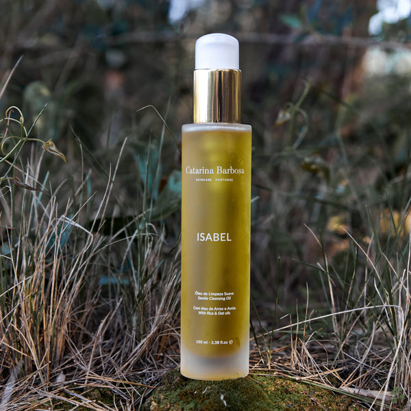 CATARINA-BARBOSA-ISABEL-Gentle-Cleansing-Oil