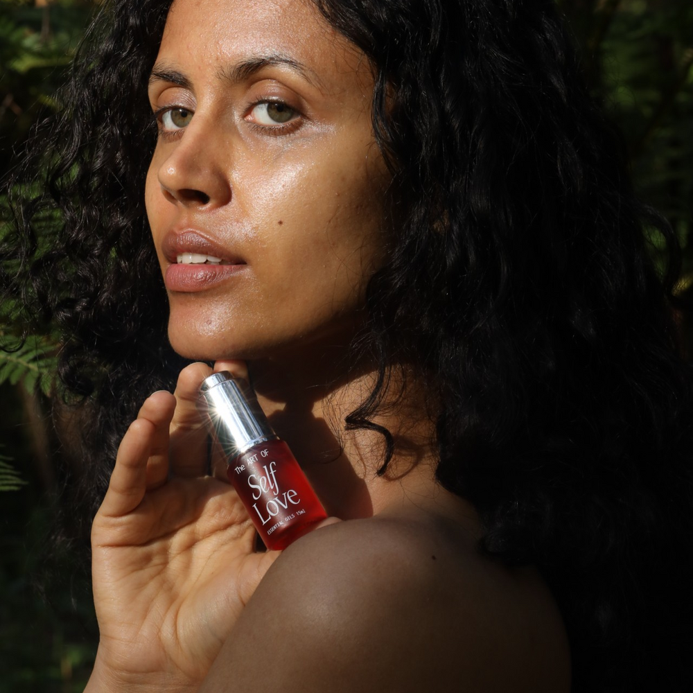 Gracious Minds Art of Self-Love Essential Oil Blend – a 15ml bottle featuring a rich aroma of rose, jasmine, citrus, and myrrh.