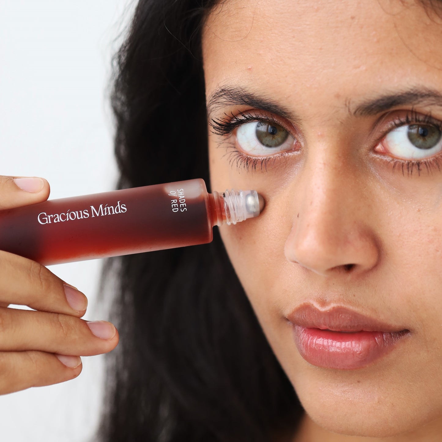 GRACIOUS MINDS Shades Of Red Kit Brightening Eye Serum & Reusable Eye Mask