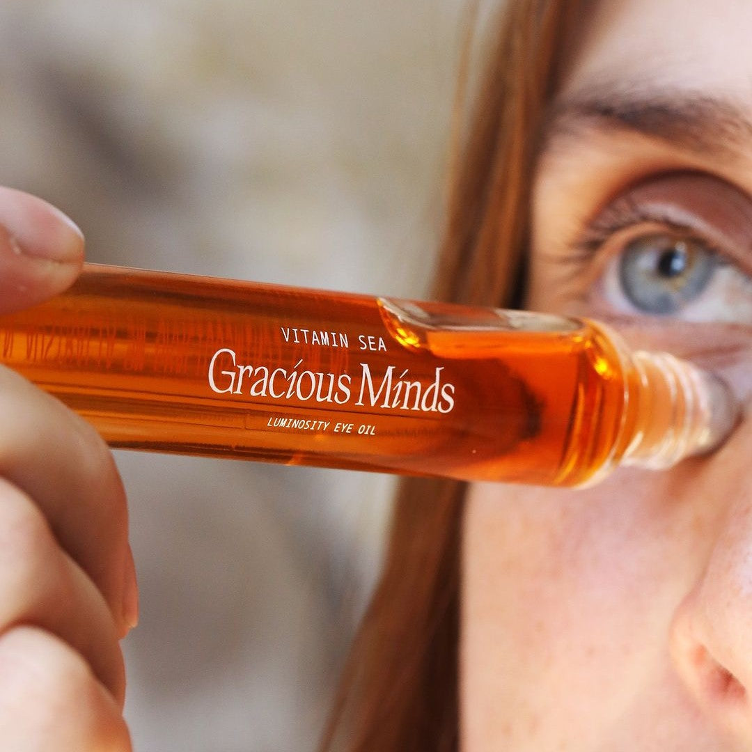 GRACIOUS MINDS Vitamin Sea Luminosity Night Oil eye oil roller