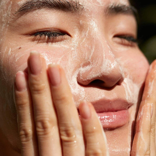 GRACIOUS MINDS Young Grass Purifying Gel Cleanser