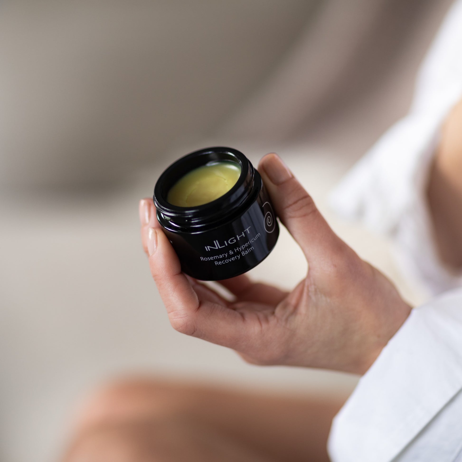 INLIGHT BEAUTY Rosemary & Hypericum Recovery Balm