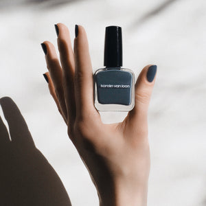 KAROLIN VAN LOON 06 Bleue Cendre