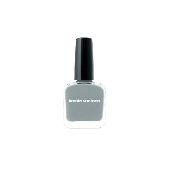 Karolin Van Loon 07 Terre Verte – dusty green nail polish with grey undertones, vegan, cruelty-free, 12-free, perfect for everyday wear or refreshing spring manicures.