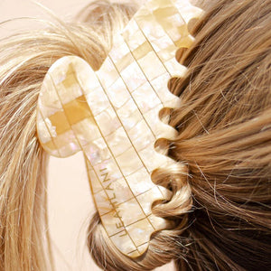 LEAHLANI SKINCARE The Pearlescent Clip