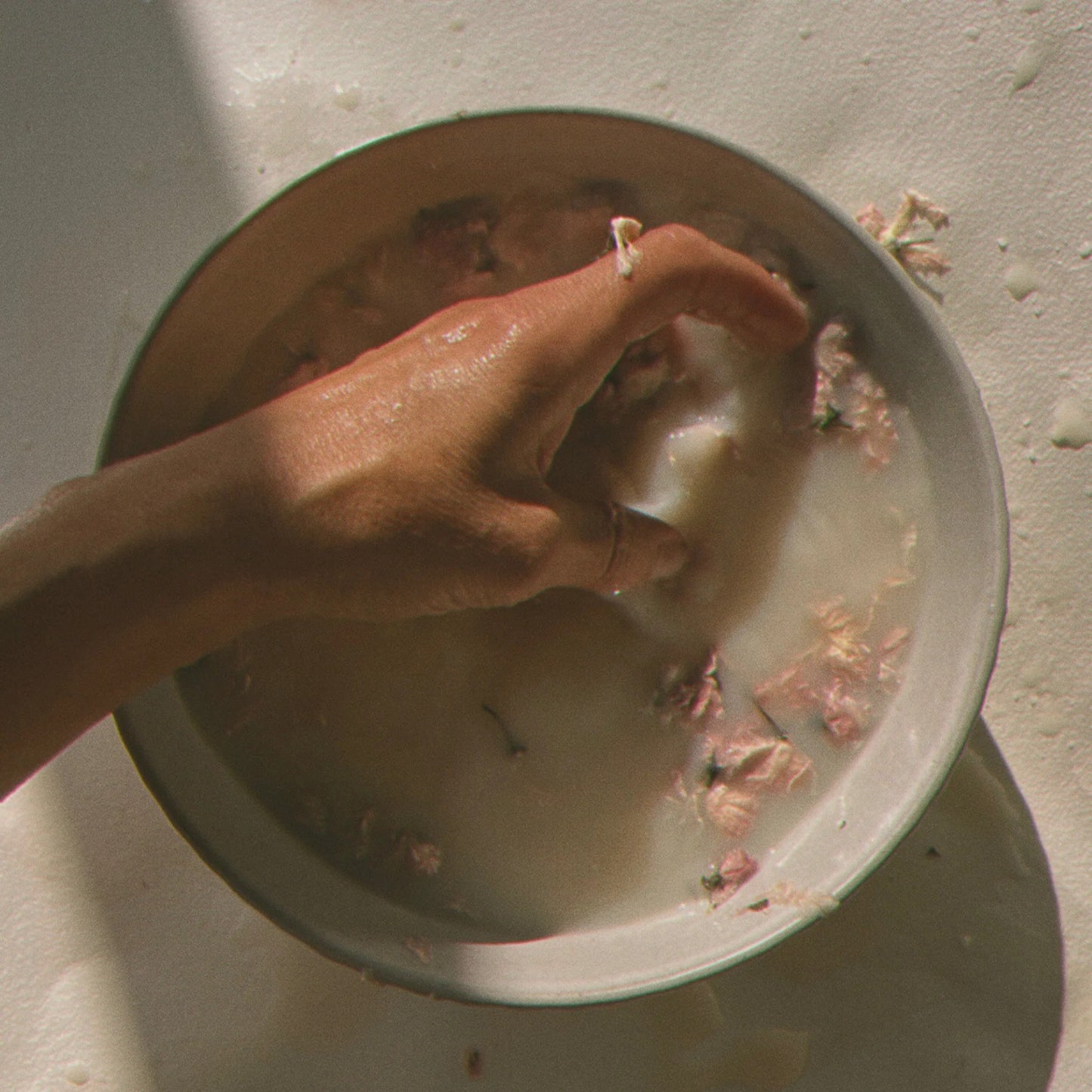 The making of the LEPAAR Night Milk Contour Balm Rejuvenating Face Refine