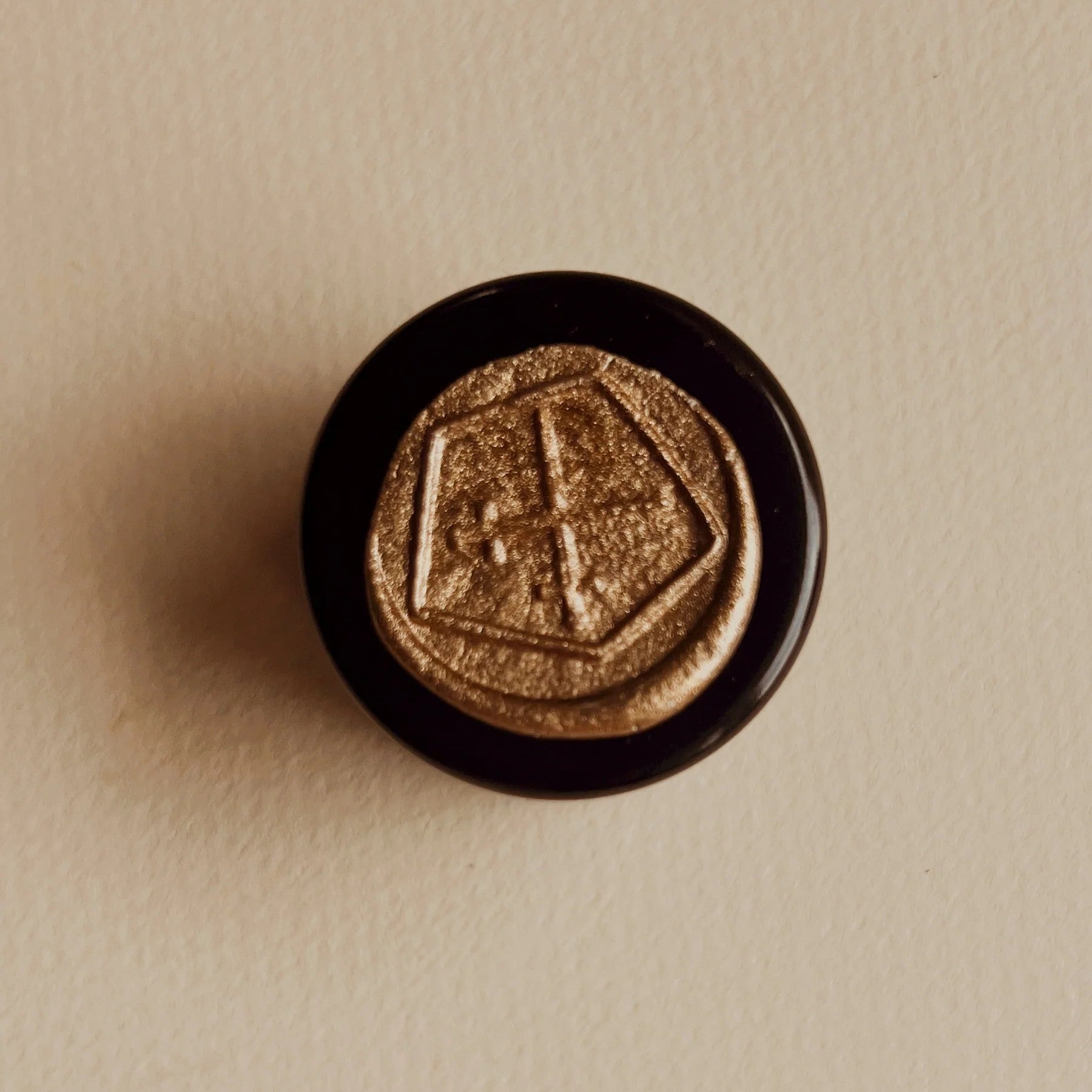 LEPAAR Tinted Sole Lip + Face Balms / Softly Coloured With A Shimmer Of Edible Mica gold sole