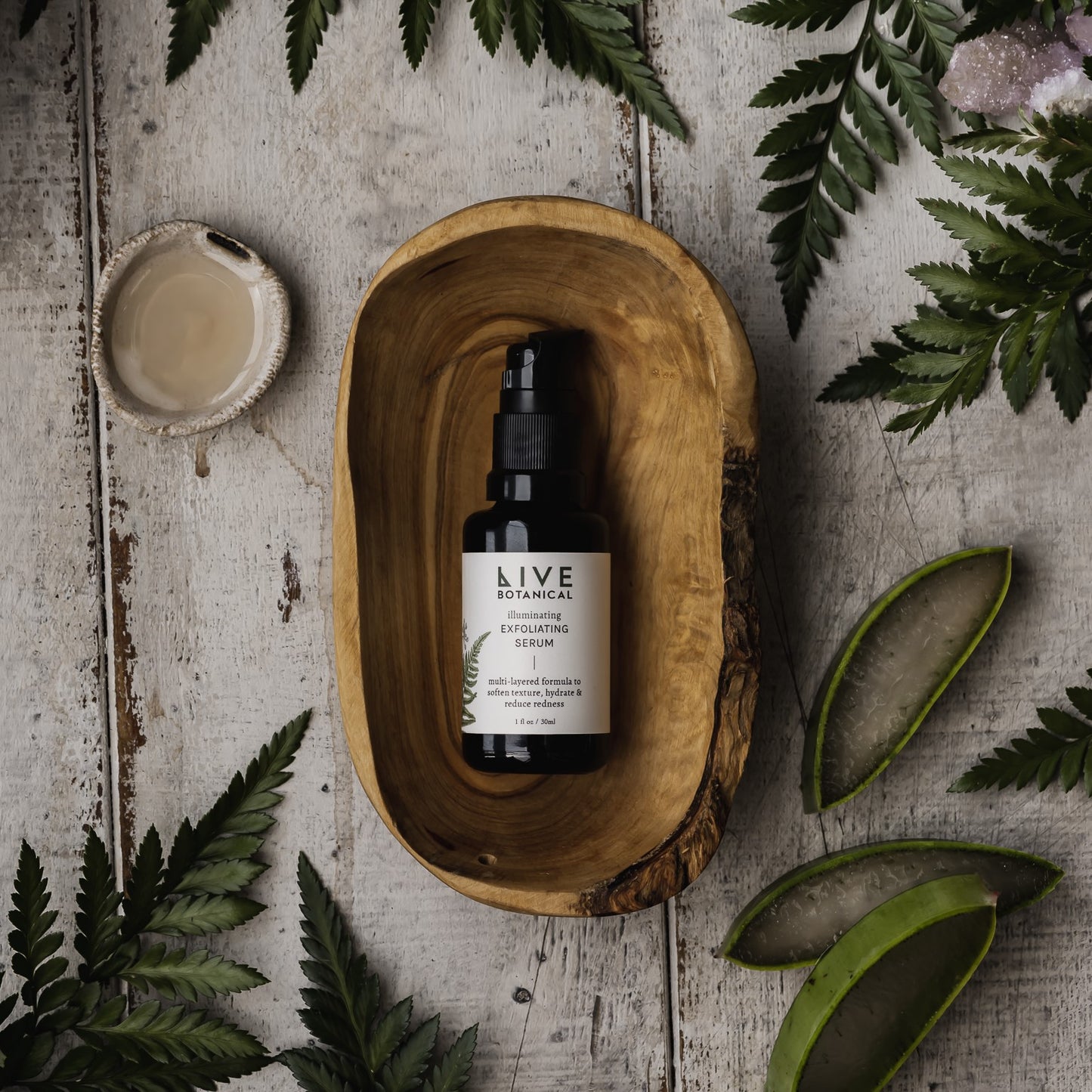 LIVE BOTANICAL Illuminating Exfoliating Serum