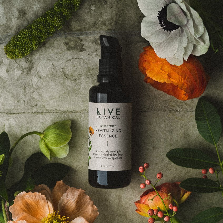 LIVE BOTANICAL Solar Return Revitalizing Essence