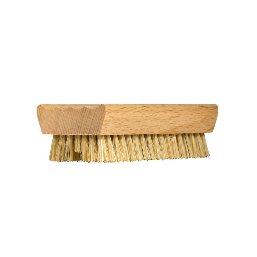 LIVING LIBATIONS Beechwood Nail Brush