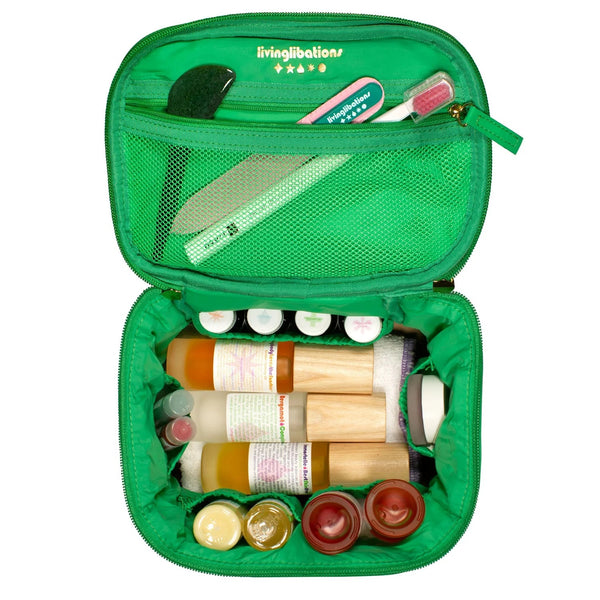 LIVING LIBATIONS Puffer Train Case grass green