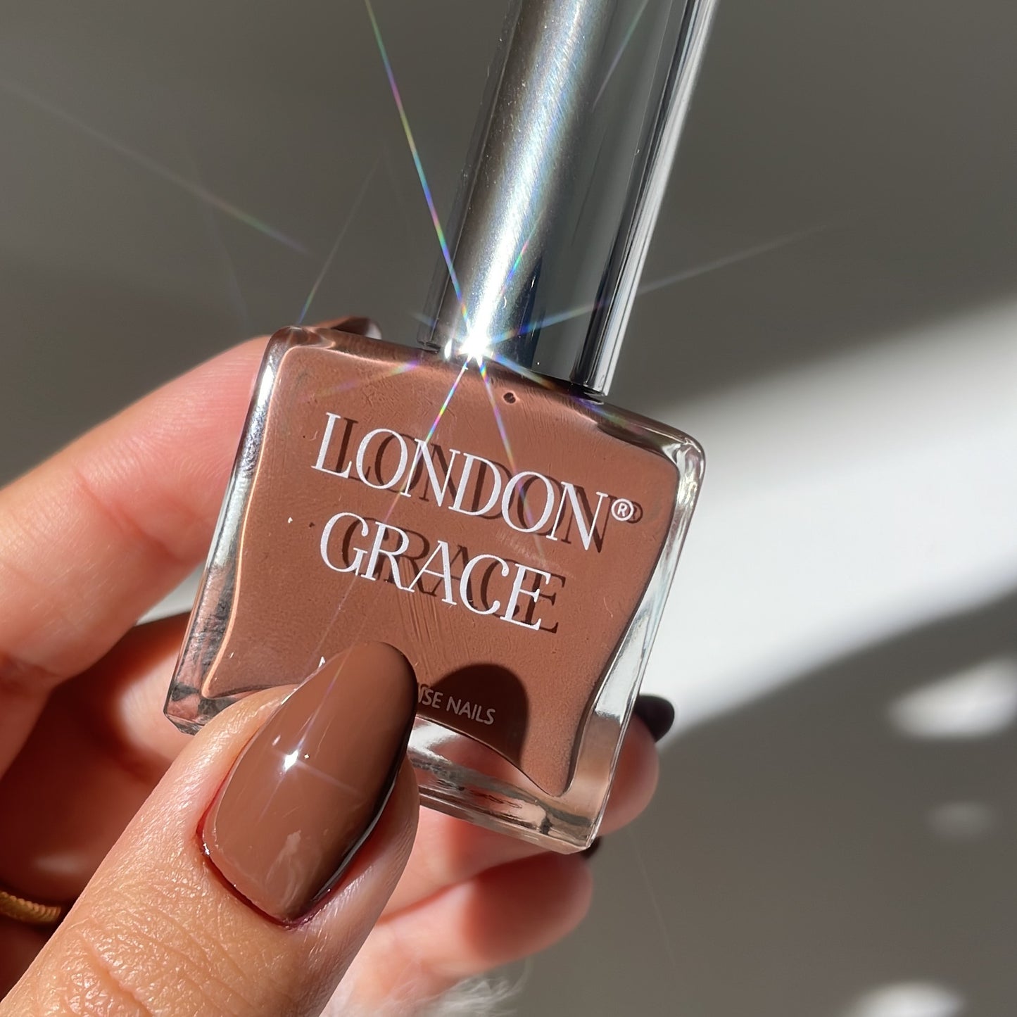 LONDON GRACE Dawn Nail Polish