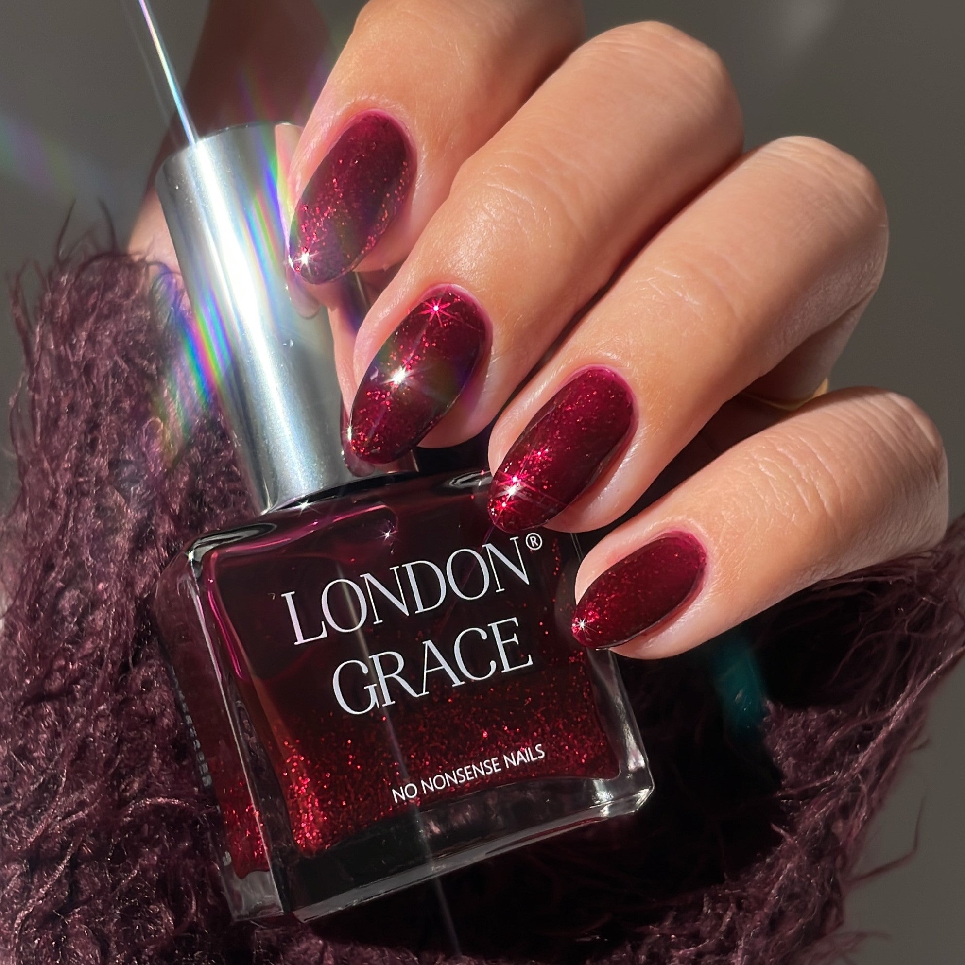 LONDON GRACE Vernis à ongles Ruby – The Green Jungle Beauty Shop