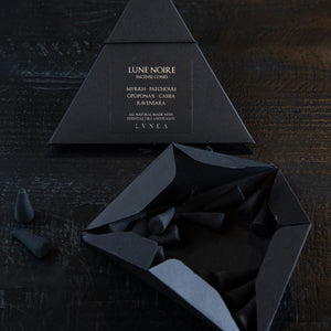LVNEA LUNE NOIRE Incense Cones with a scent of opoponax, patchouli, cassia
