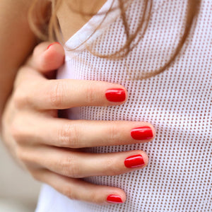 MANUCURIST Green Flash LED Nail Polish Poppy Red