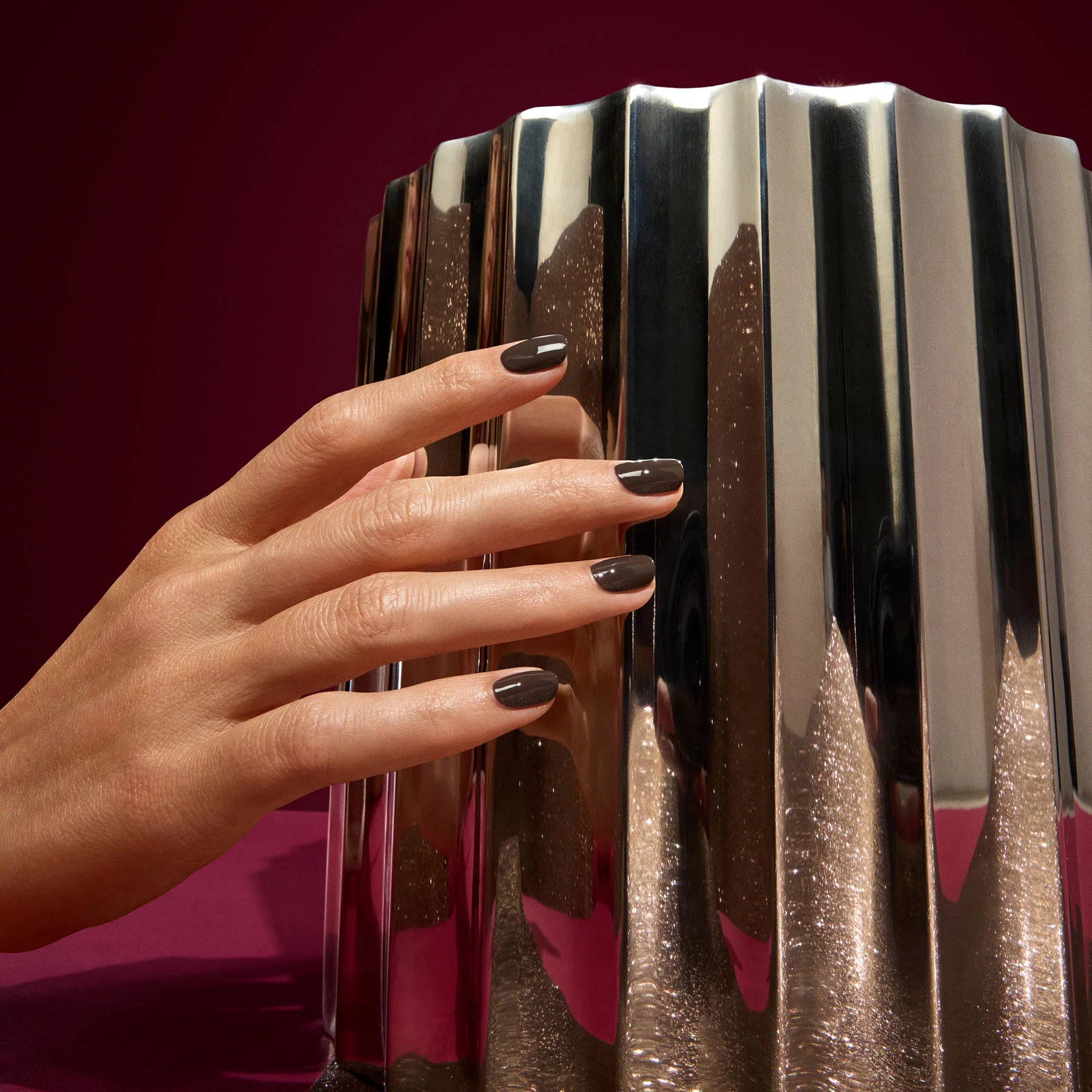 MANUCURIST Green Nail Polish Mocha