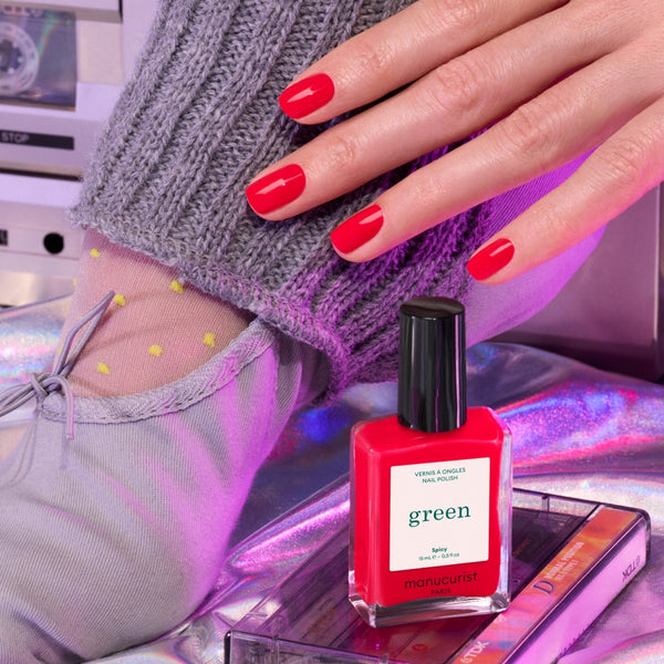 MANUCURIST Green Nail Polish Spicy