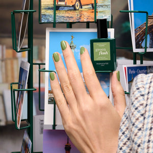 MANUCURIST Semi-permanent LED Green Flash™ Tuileries