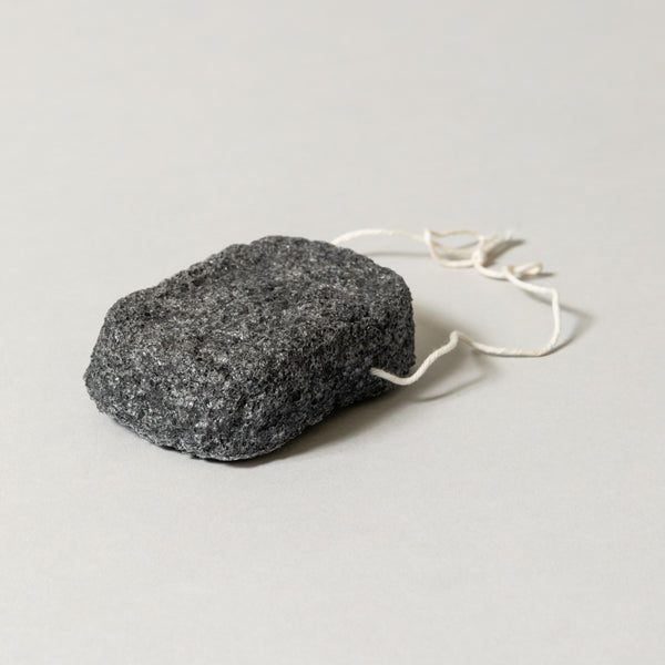 MORIHATA BINCHOTAN Binchotan Charcoal Facial Puff