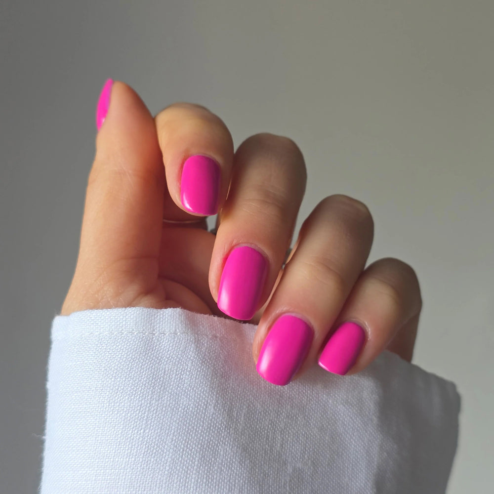 NAILBERRY Electric Pink