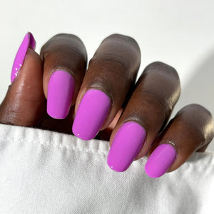 NAILBERRY Ultra Violet