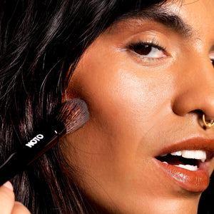 NOTO-Fluxus-Multi-Bene-Stick-Lips-Cheeks