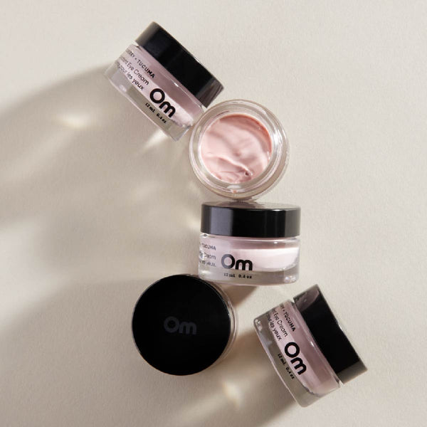 OM ORGANICS Bilberry + Tucuma Antioxidant Eye Cream