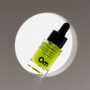 OM ORGANICS Cucumber Tea Brightening Eye Serum