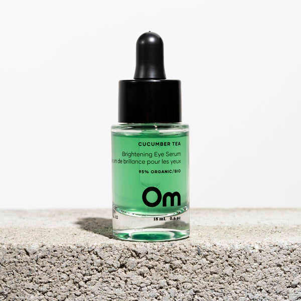 OM ORGANICS Cucumber Tea Brightening Eye Serum