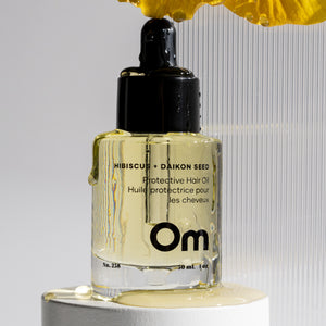 OM ORGANICS Hibiscus + Daikon Seed Protective Hair Oil