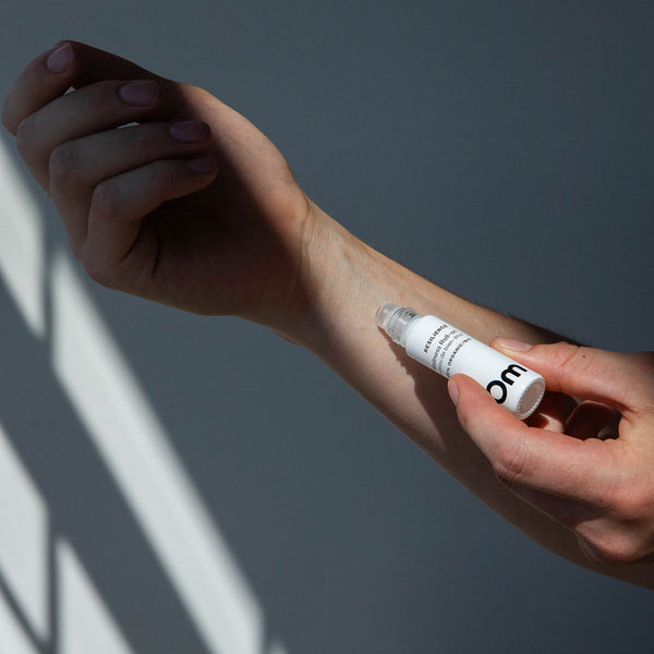 OM ORGANICS Release Wellness Roll On