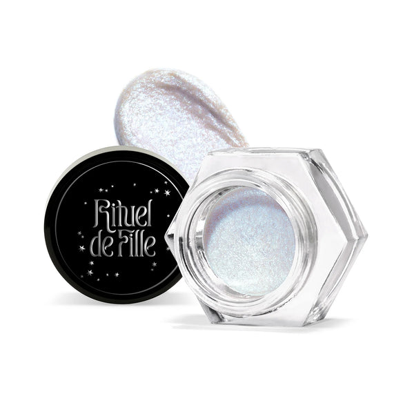 RITUEL DE FILLE Celestial Sphere Gelée Eye Gloss – Pyxis, iridescent blue-aqua gelée with shimmering effect, versatile for eyes, lips, and highlighting.