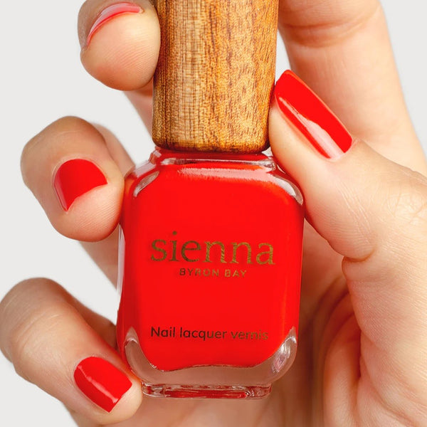 SIENNA BYRON BAY Passion Nail Polish