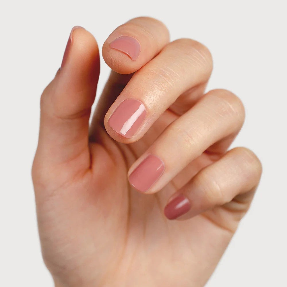 Sienna Byron Bay Stone Nail Polish – Mauve pink crème in a timeless, best-selling shade. Vegan and eco-friendly.